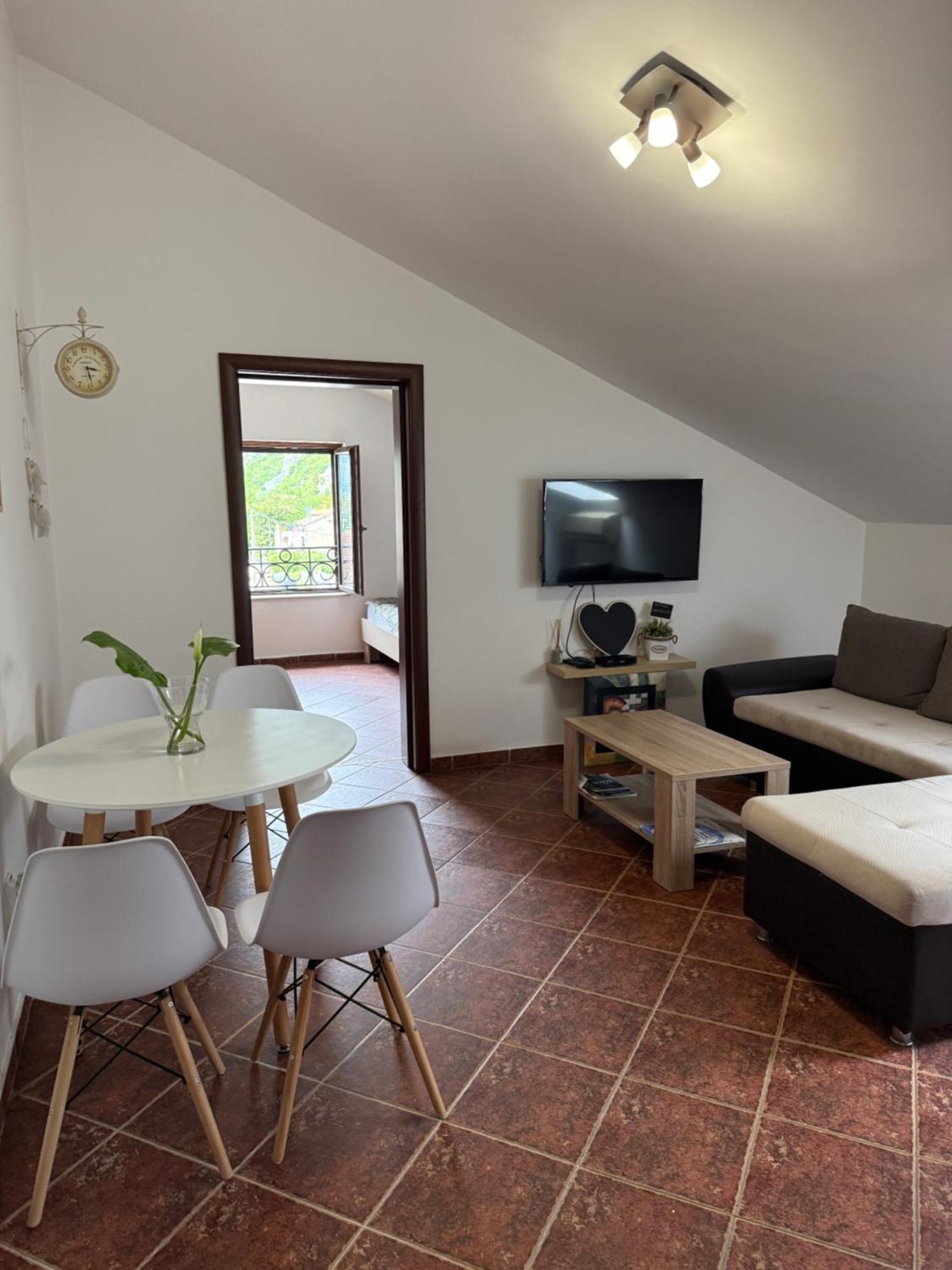 Apartment Atina โกตอร์ ภายนอก รูปภาพ