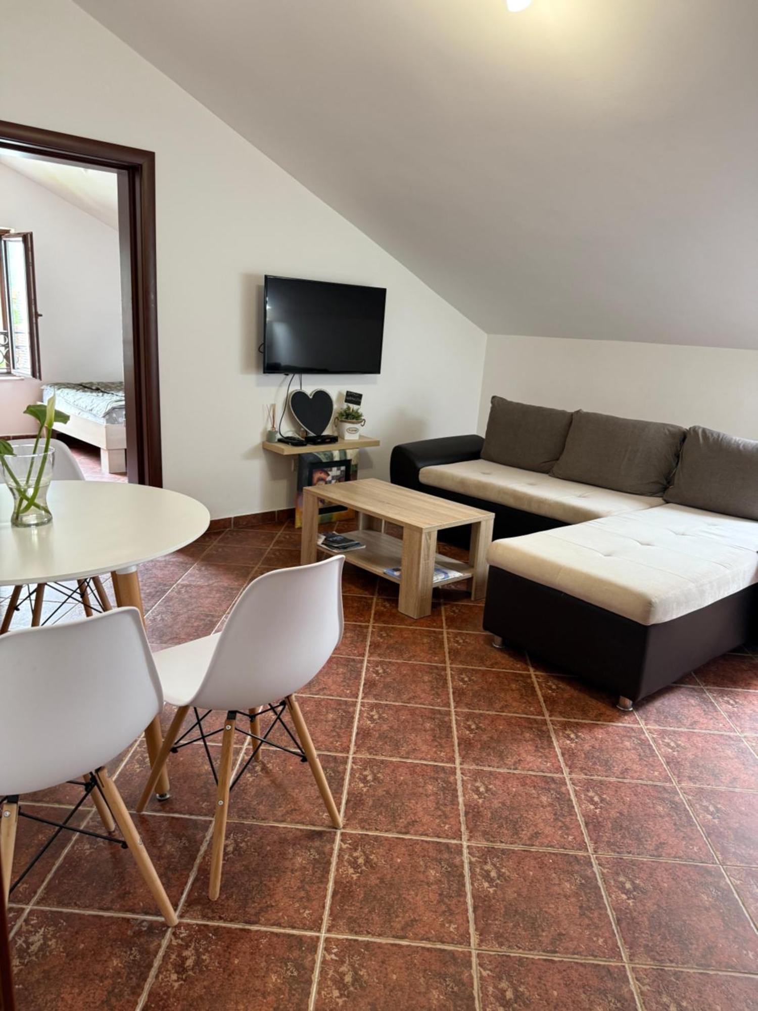 Apartment Atina โกตอร์ ภายนอก รูปภาพ